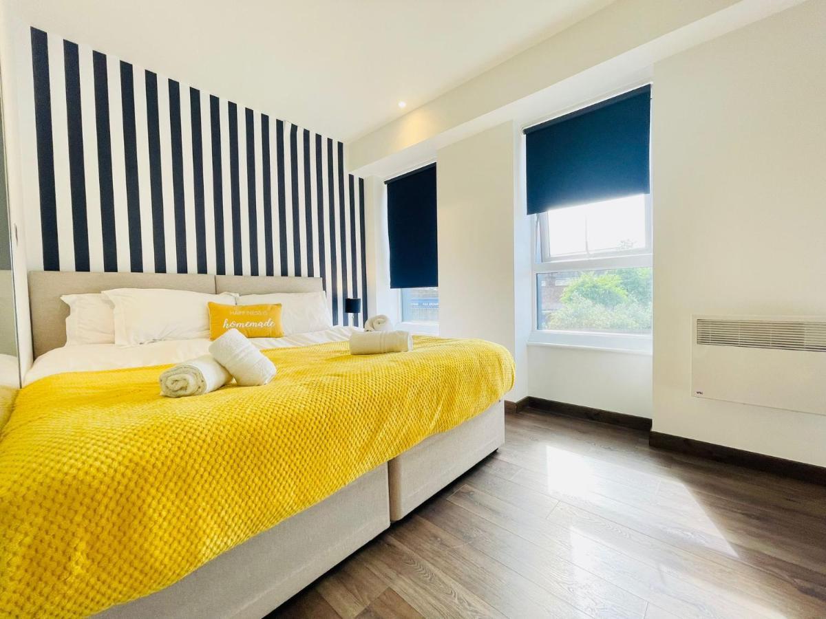 Park Street Apartment Luton By Hostaguest Exterior foto