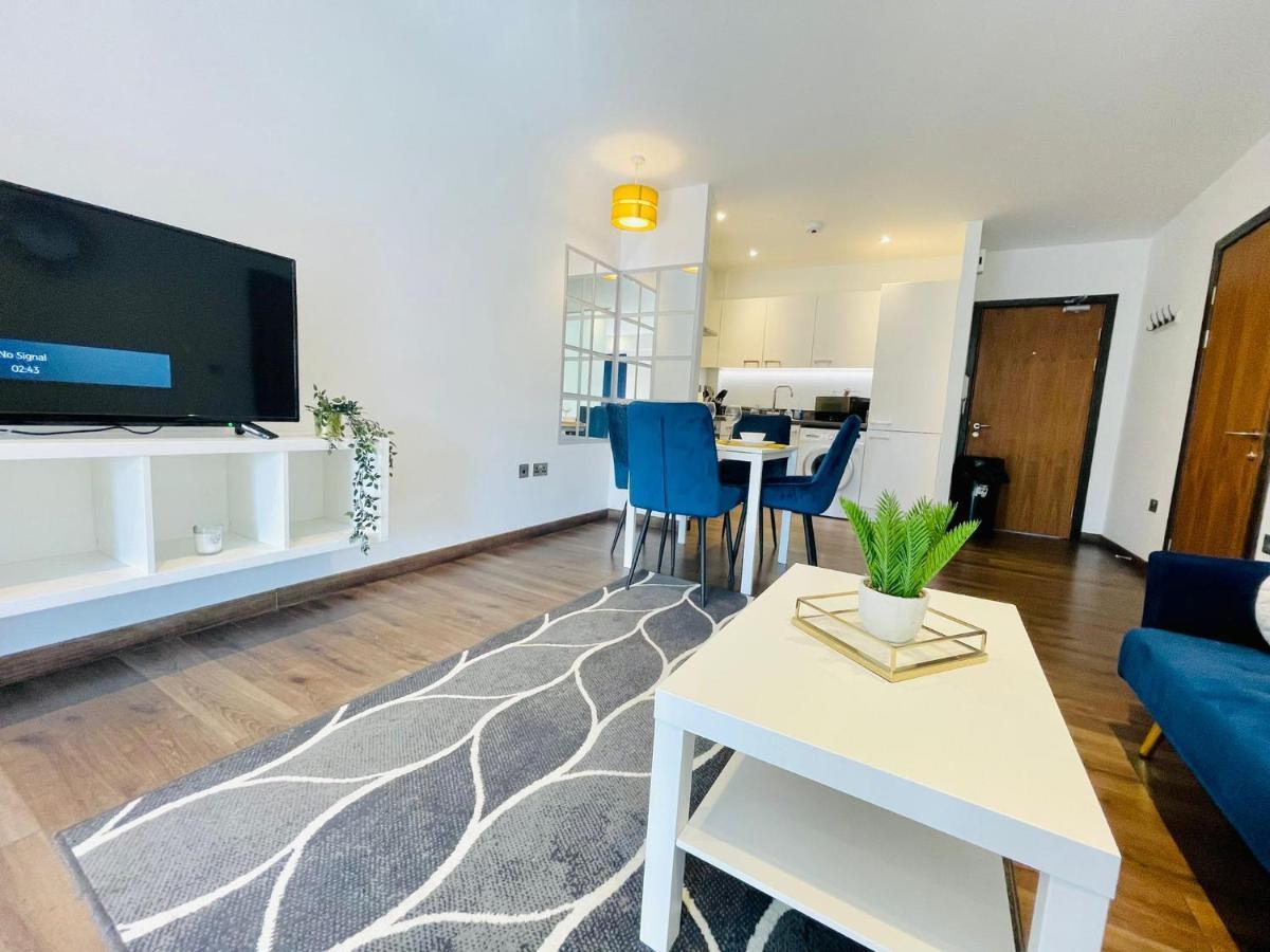 Park Street Apartment Luton By Hostaguest Exterior foto